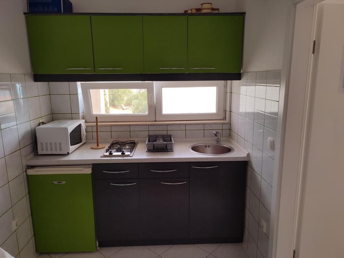 Apartmani Dekovic Primosten Exterior photo