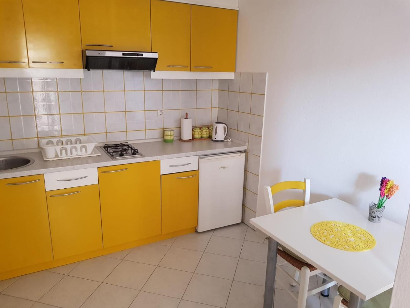 Apartmani Dekovic Primosten Exterior photo