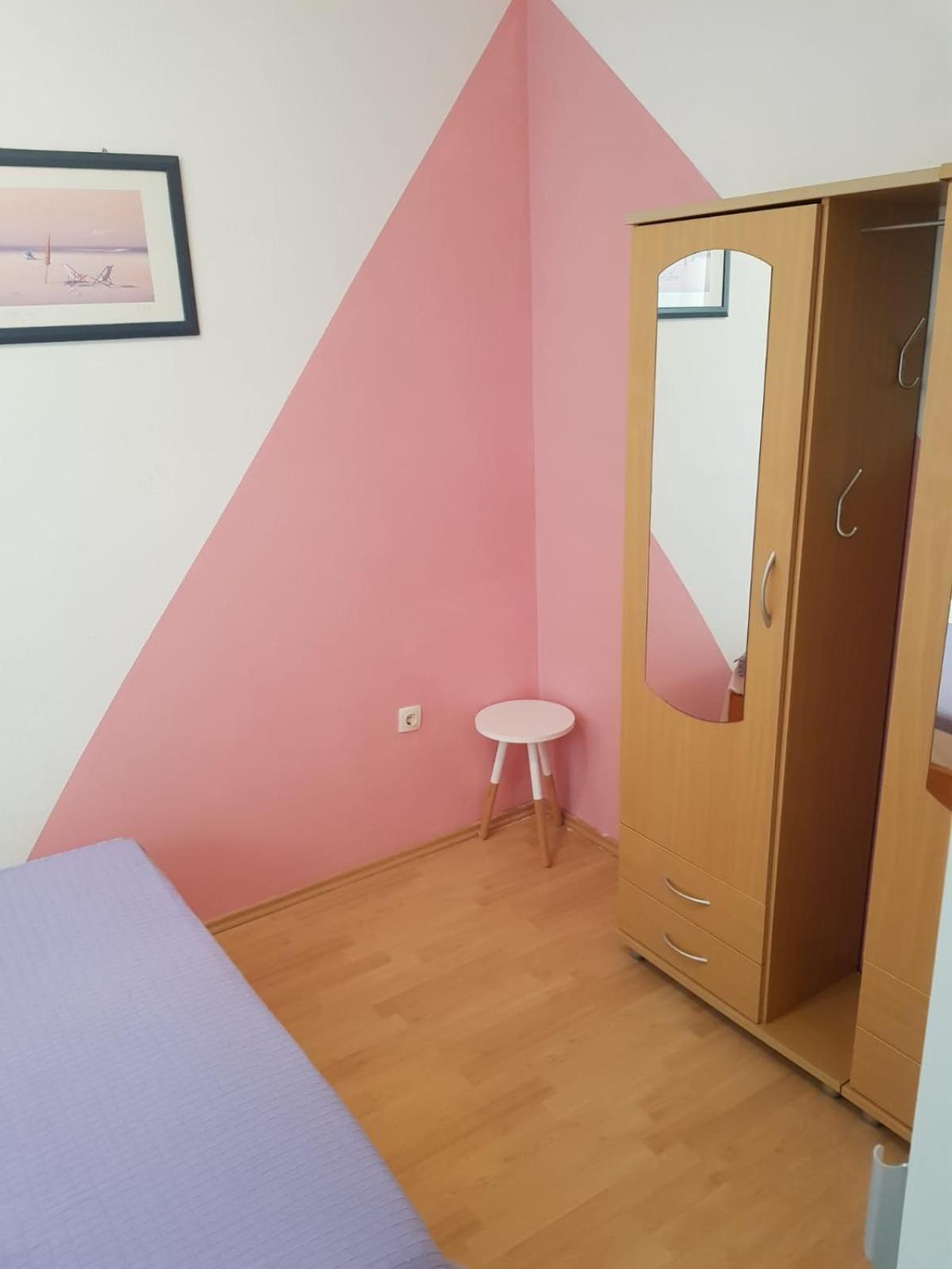 Apartmani Dekovic Primosten Exterior photo